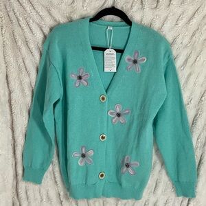 Women’s Button-Down Floral Embroidered V-Neck Sweater - Teal